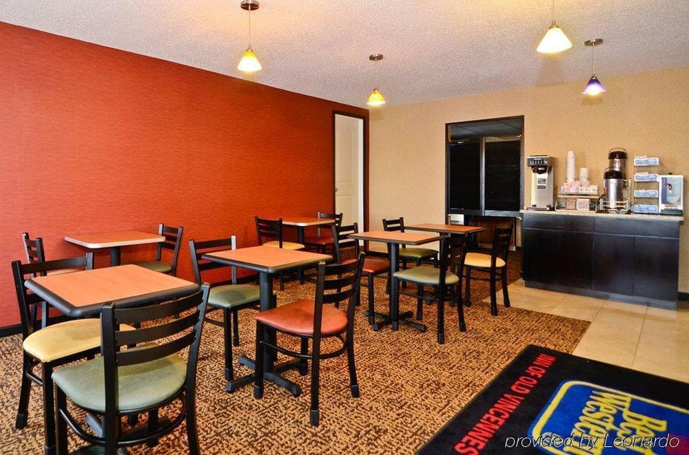 Red Roof Inn Vincennes Restaurant photo